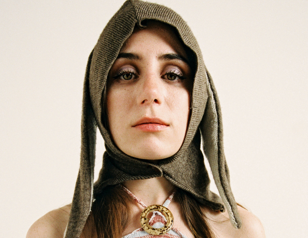 dodie details new EP 'Hot Mess' - Vimarsana News