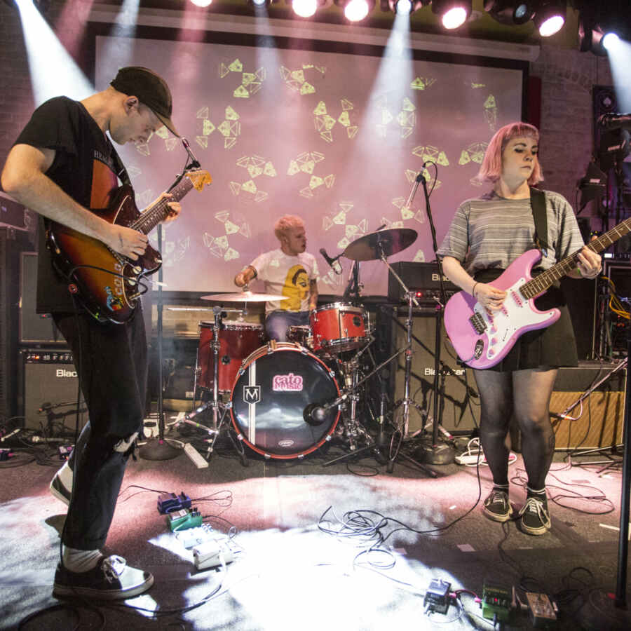 Muncie Girls, Forth Wanderers and Doe kick off SXSW with DIY x TicketWeb party