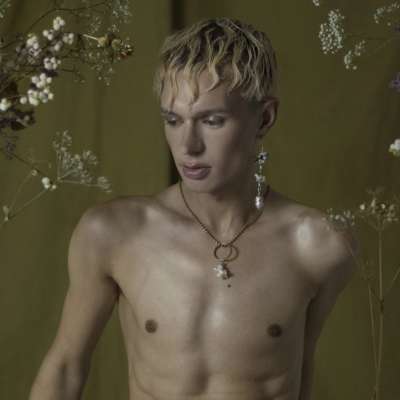 Douglas Dare announces new album ‘Milkteeth’, shares new track ‘Silly Games’