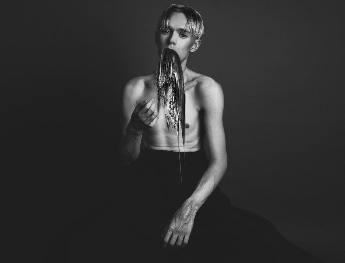 Douglas Dare announces new album, shares ‘Doublethink’