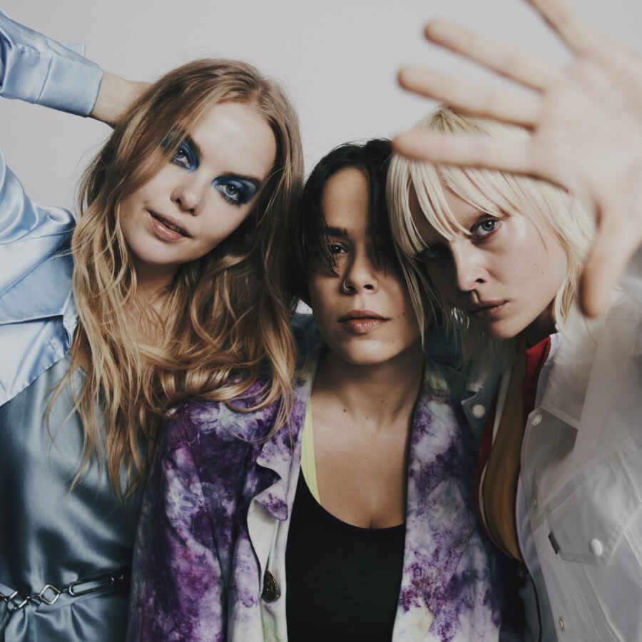 Dream Wife offer up new track 'Hasta La Vista'