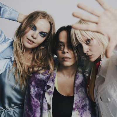 Dream Wife offer up new track ‘Hasta La Vista’