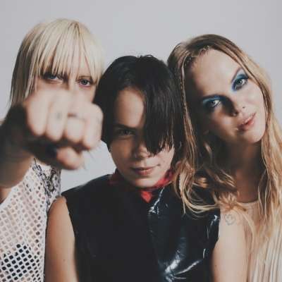 Dream Wife announce new album ‘So When You Gonna…’