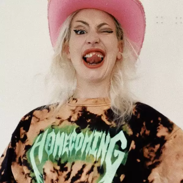 Du Blonde announces collab with Ezra Furman