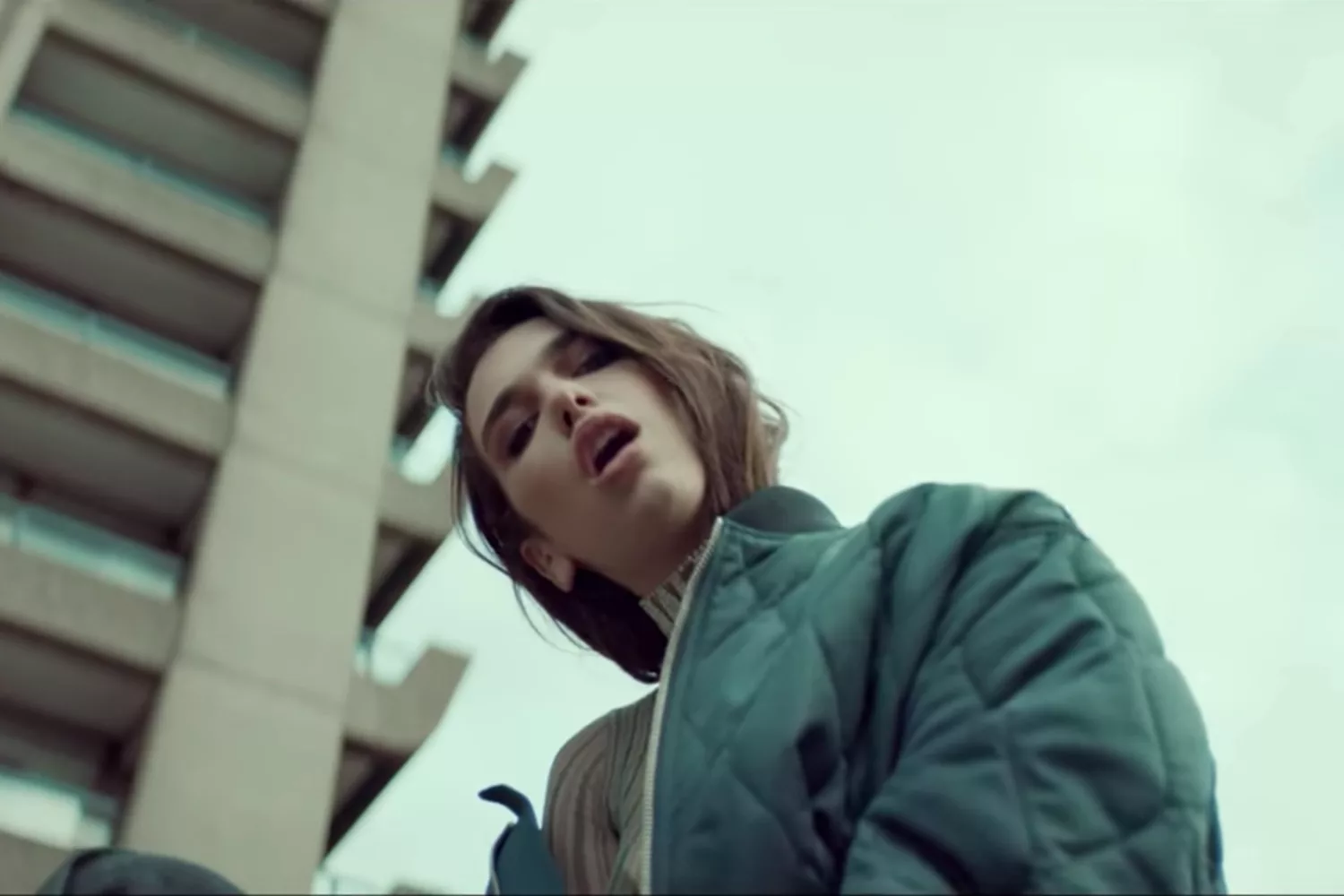 Dua Lipa’s ‘Blow Your Mind (Mwah)’ video is here!