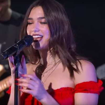 Watch Dua Lipa play ‘IDGAF’ on Kimmel