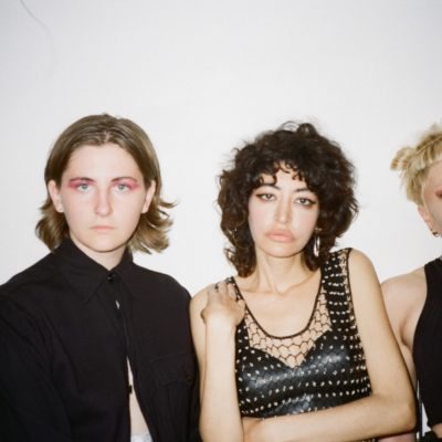The Neu Bulletin (deep tan, Porij, October and the Eyes and more!)