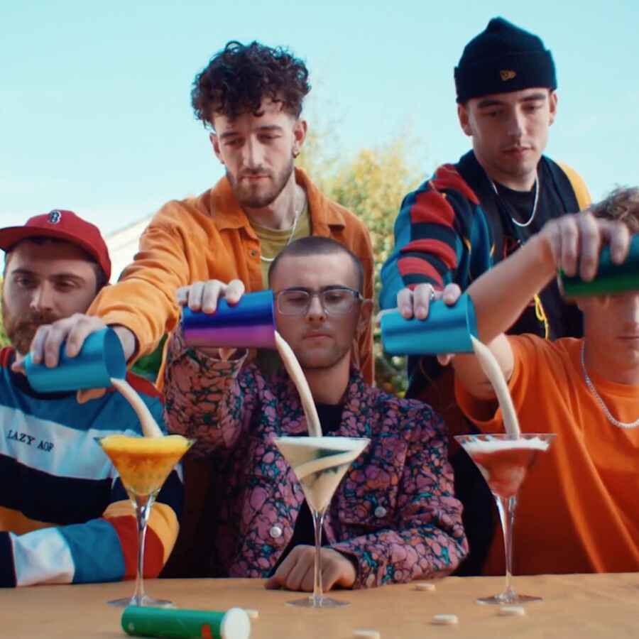 Easy Life reveal 'Daydreams' video