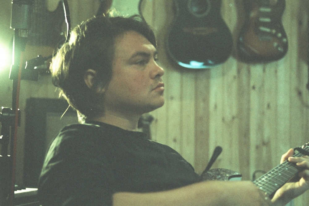 Bombay Bicycle Club’s Ed Nash releases new solo track ‘Think You Feel The Same’