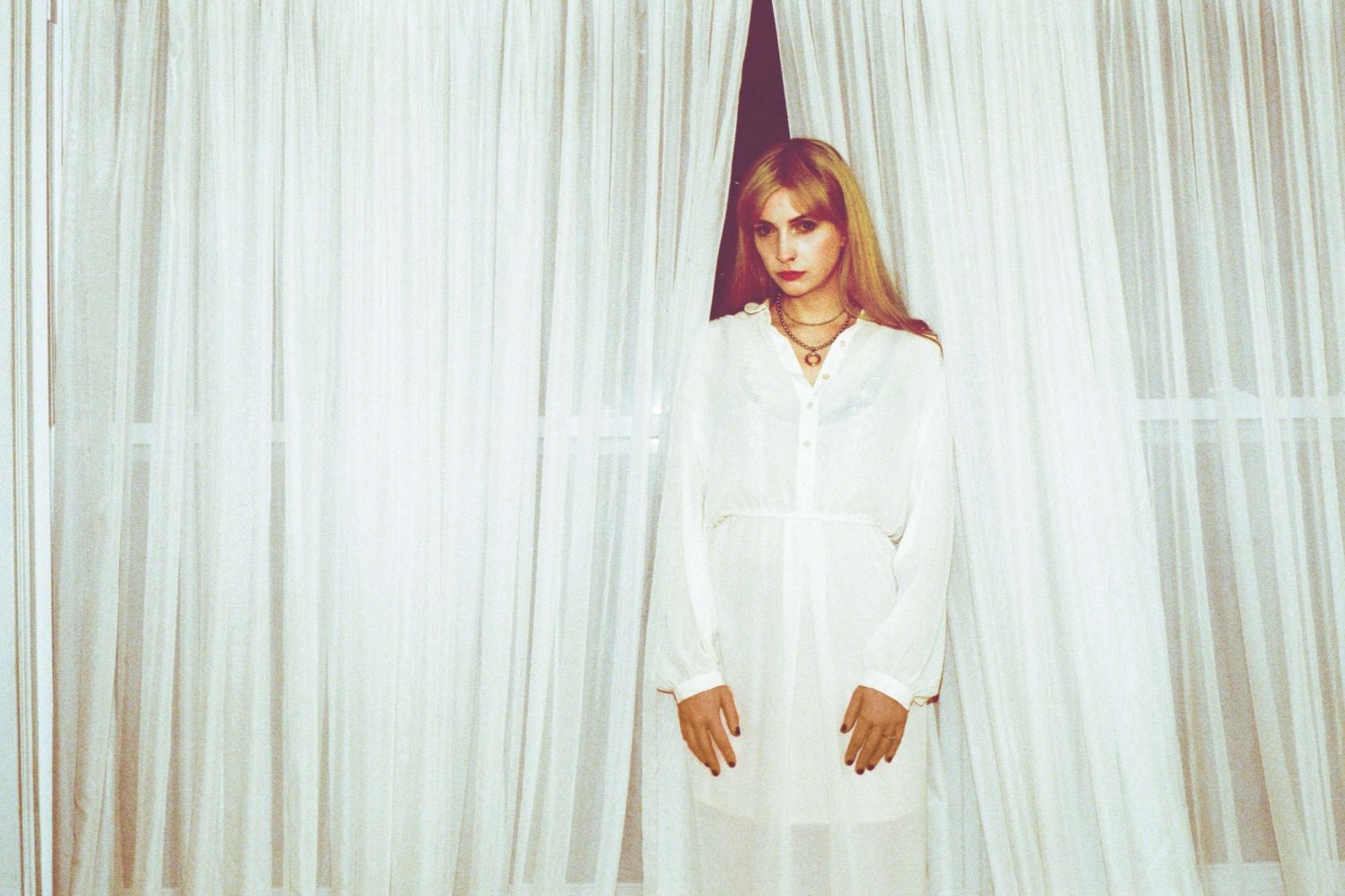 Fat Possum signing Ellis shares the swirling 'Something Blue'