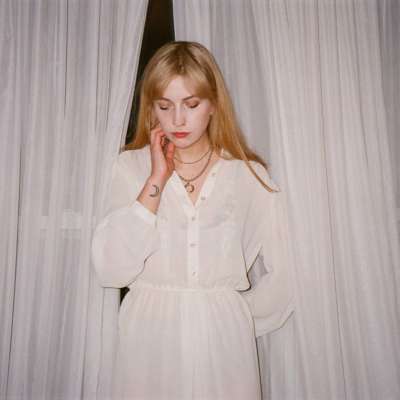 Ellis signs to Fat Possum, plots reissue of debut EP ‘The Fuzz’