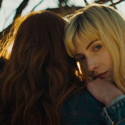 Ellis shares gorgeous ‘Something Blue’ video