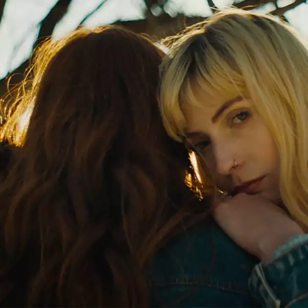 Ellis shares gorgeous 'Something Blue' video