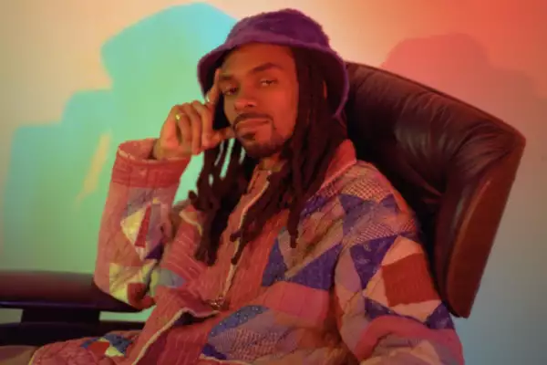 Erick The Architect links up with Loyle Carner and FARR for 'Let It Go'