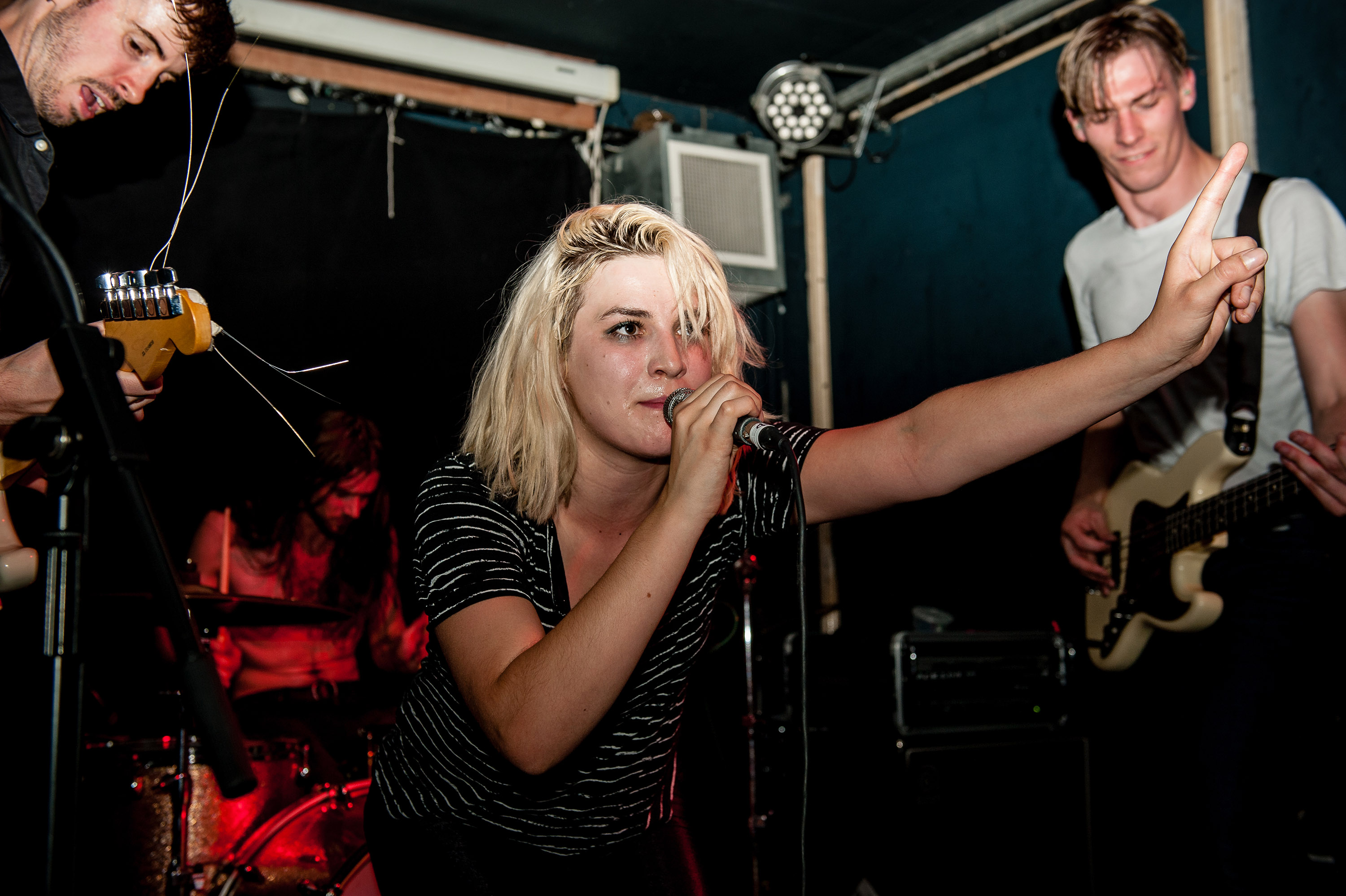 Estrons, The Old Blue Last, London
