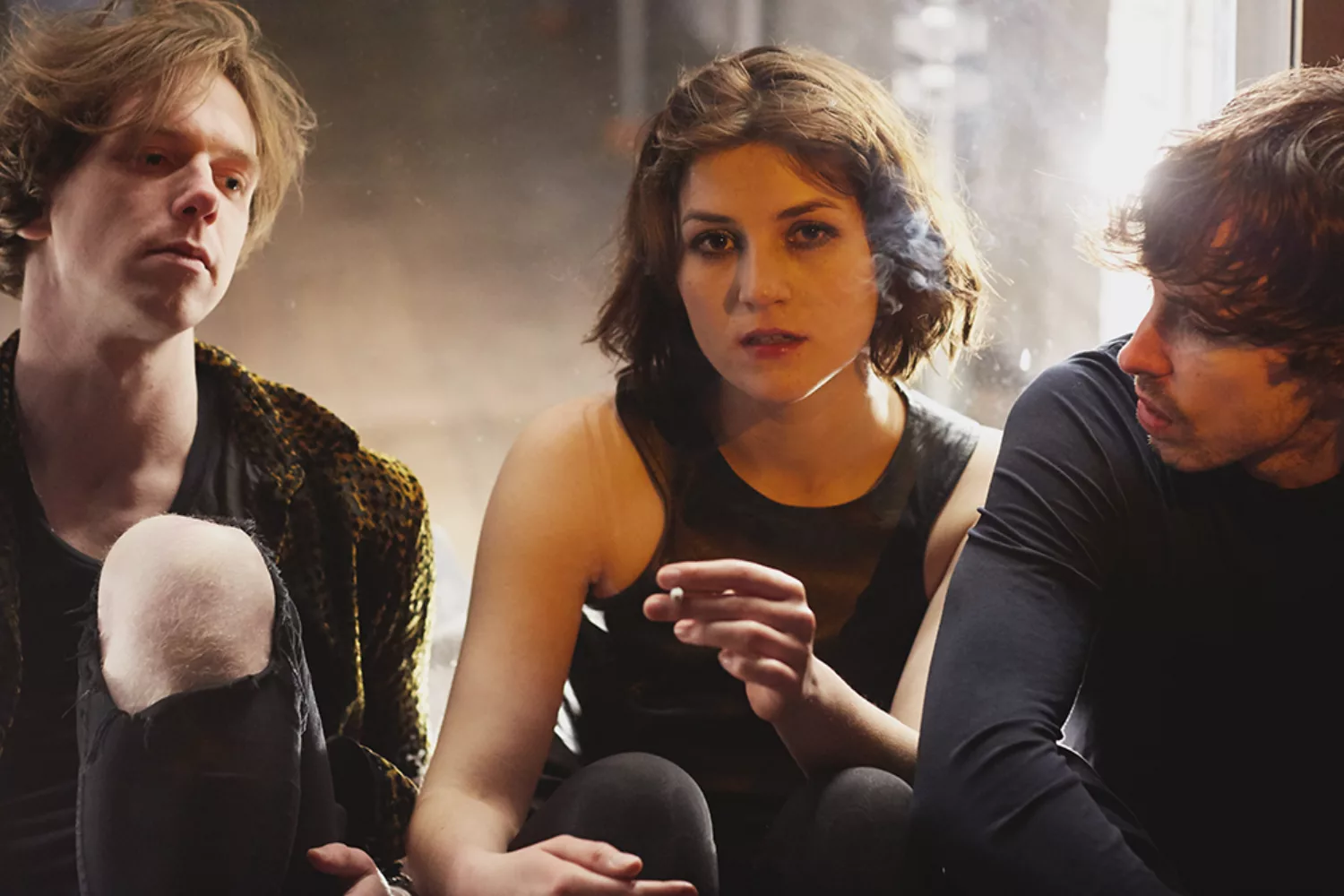 Estrons announce breakup