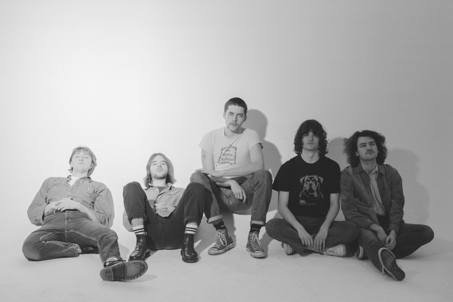 FEET announce new EP ‘Walking Machine’