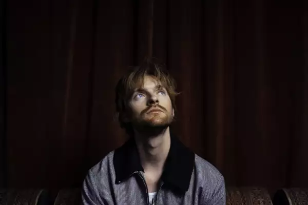 FINNEAS gets nostalgic on new single 'The 90s'