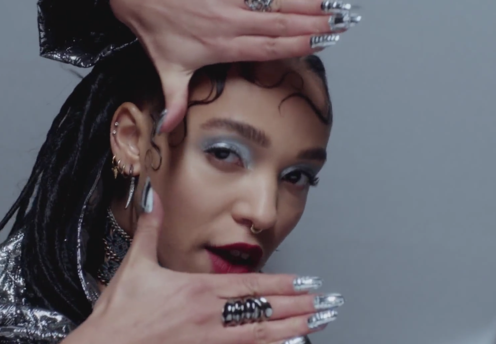 Fka Twigs Airs New Video For ‘glass And Patron Diy