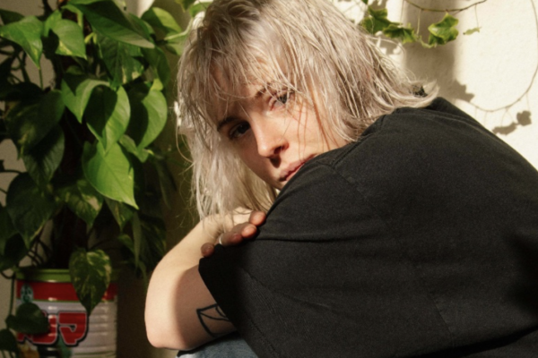 Fenne Lily releases new single 'Berlin'