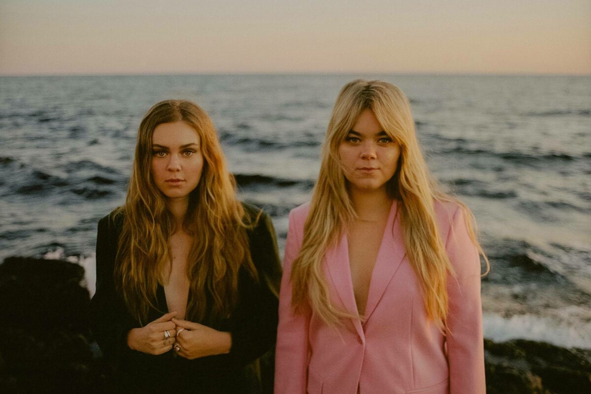 Broods unveil new single 'Mother & Father' DIY Magazine