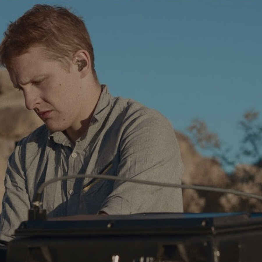 Floating Points shares 'Kelso Dunes' from 'Reflections - Mojave Desert' project