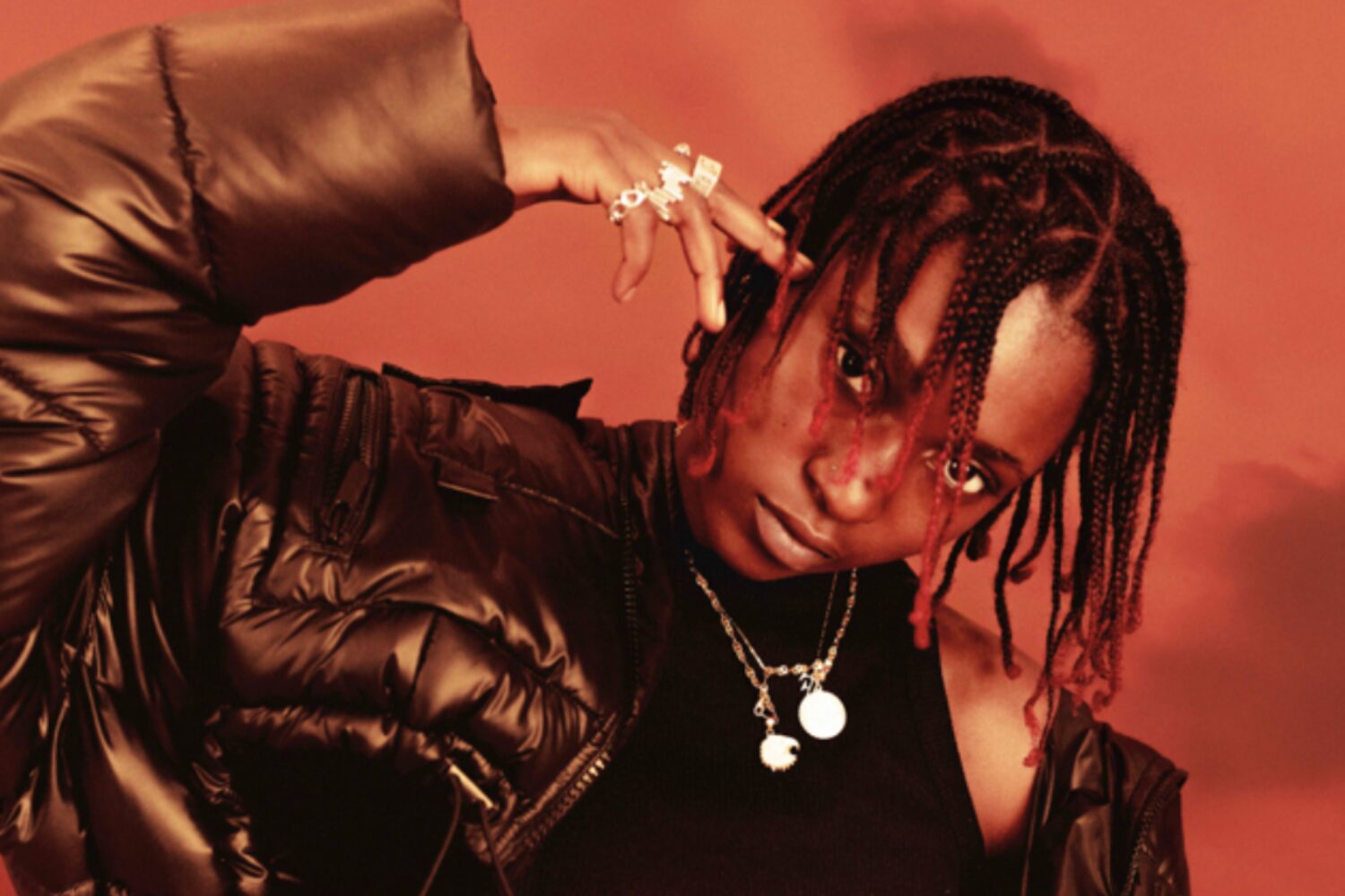 Flohio links up with Kasien for new track ‘With Ease’