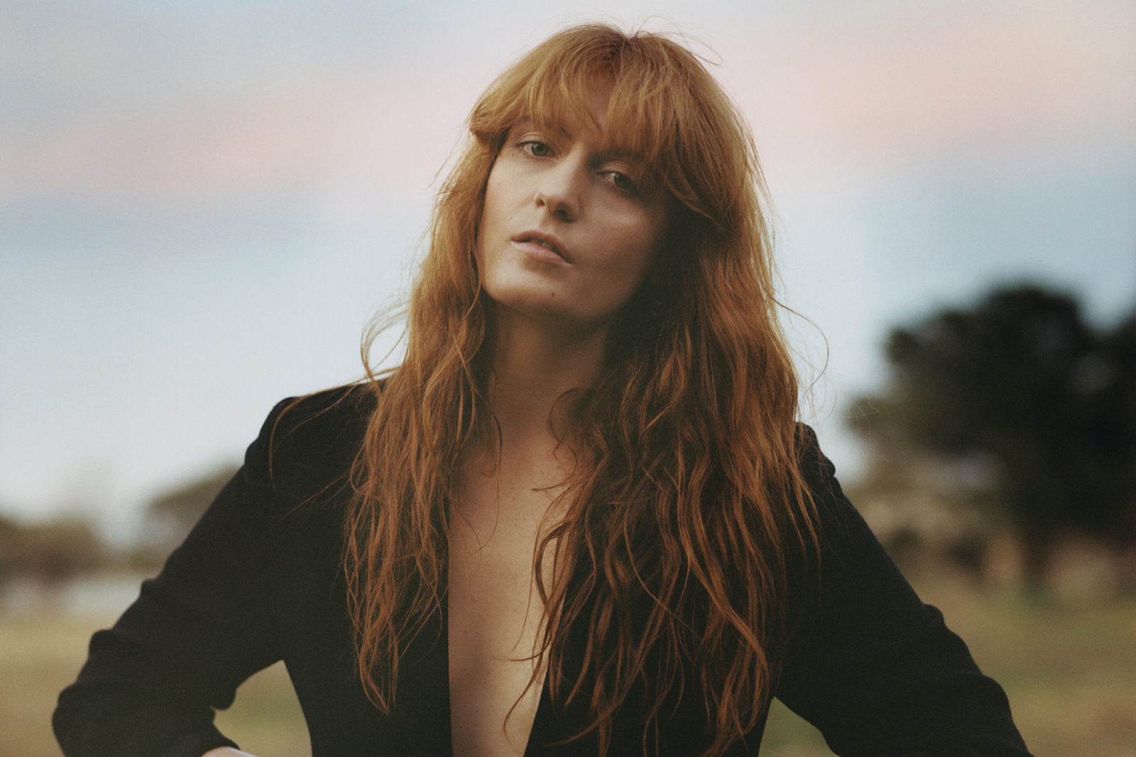 Florence and the Machine and Father John Misty perform cover at Coachella Festival