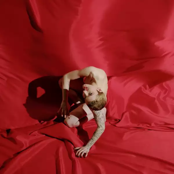 Flossing shares new single 'Trap'
