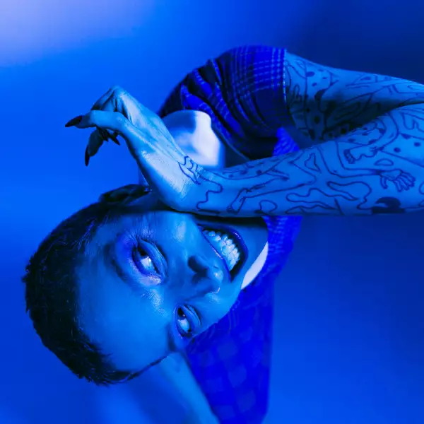 Flossing shares new single 'Add To Cart'
