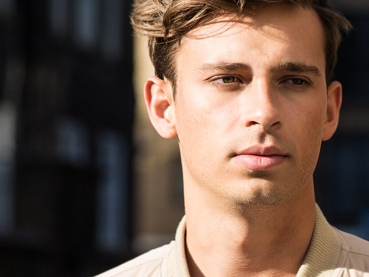 Flume shares album of unreleased songs, 'Arrived Anxious, Left Bored' - Vimarsana News