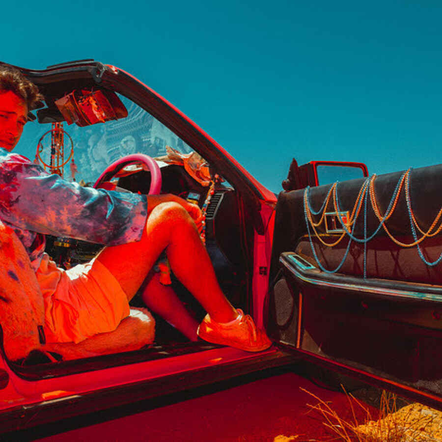Flume shares new single 'Friends' ft Reo Cragun