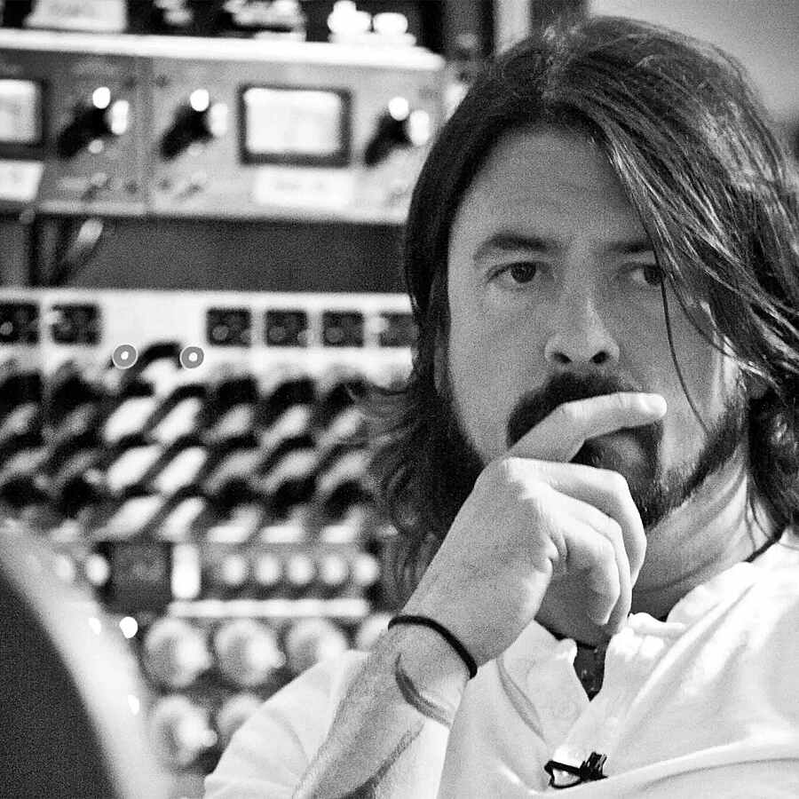 Dave Grohl unearths pre-Foo Fighters, post-Nirvana demos in new Sonic Highways episode