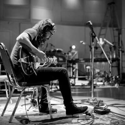 Dave Grohl Announces ‘Play’, a two-part documentary featuring a new solo 23-minute song