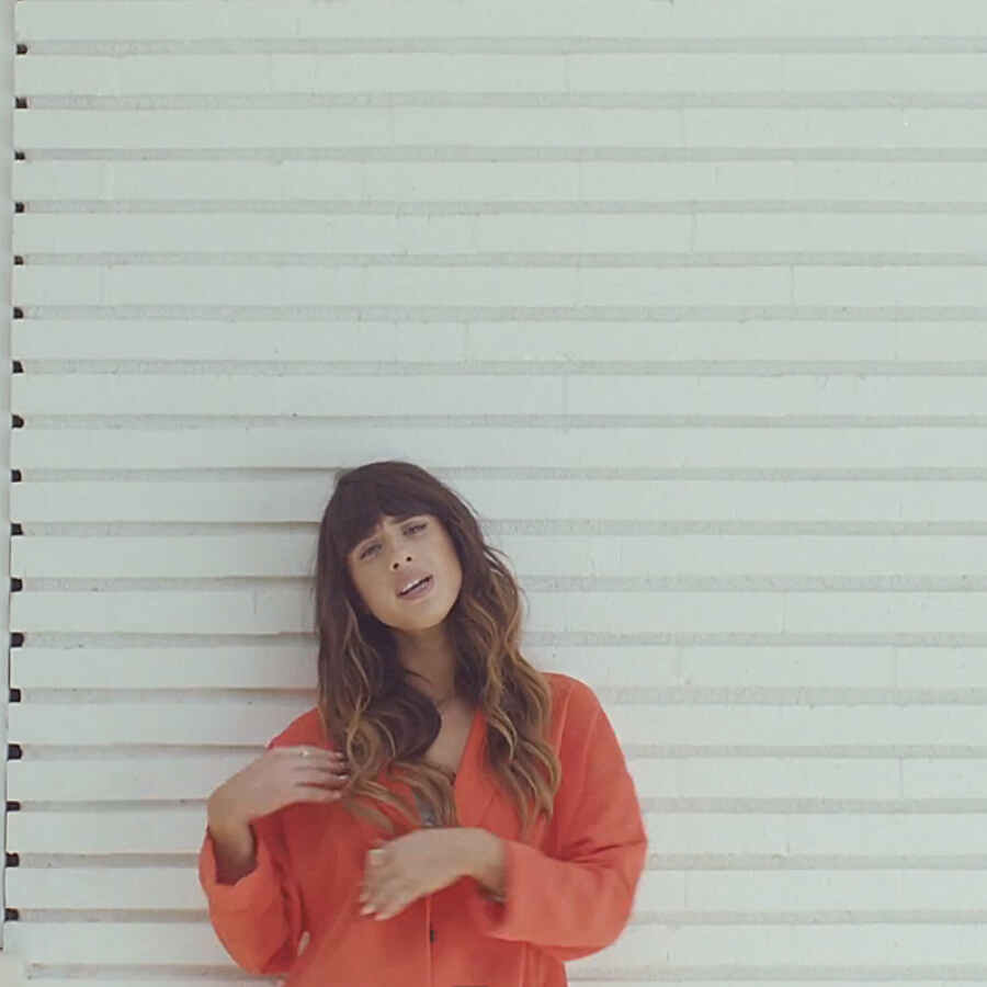 Foxes airs new video for 'Glorious'