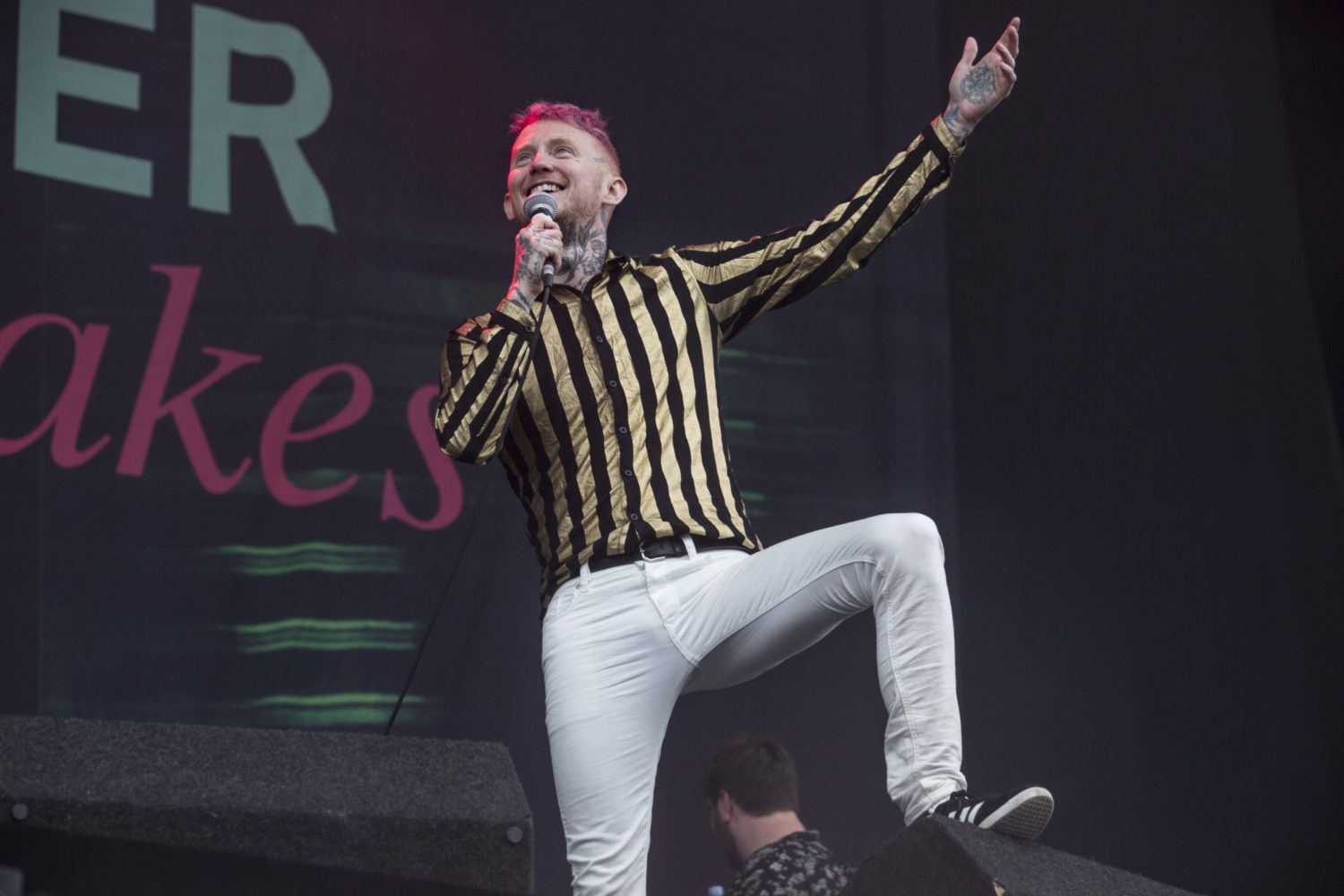 Frank Carter & The Rattlesnakes share a new video for ‘Spray Paint Love’