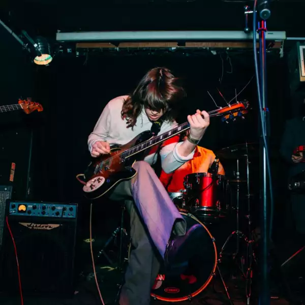 FUR, Caro, Ugly and Talk Show bring diverse guitar kicks to night three of Hello 2019