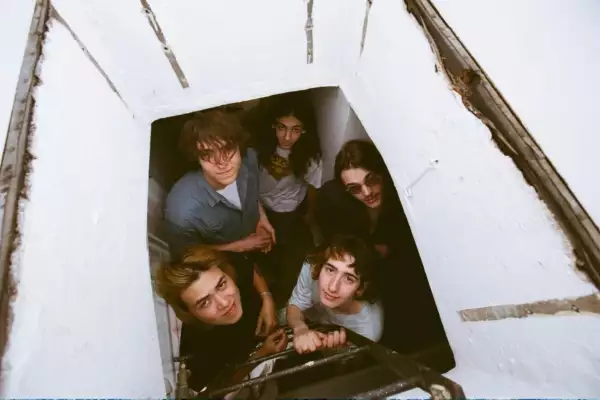 Geese offer up new track 'Projector'