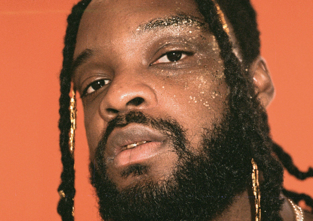 Genesis Owusu shares new song ‘Gold Chains’
