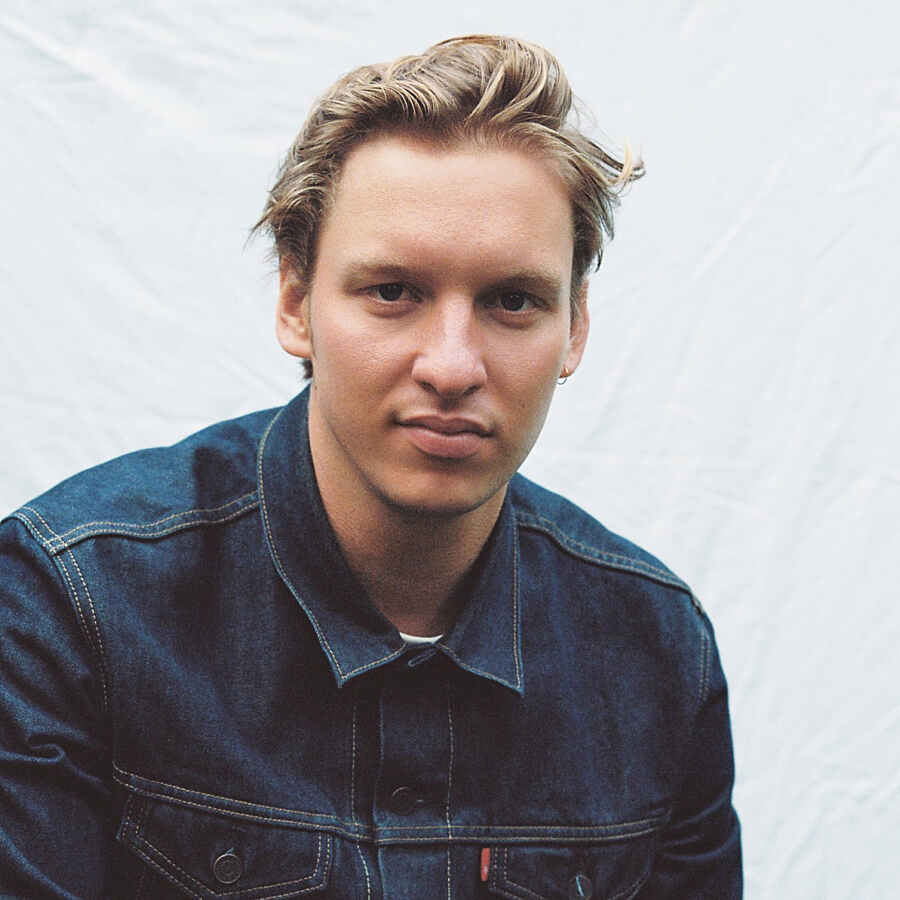 George Ezra unveils new single 'I Went Hunting'