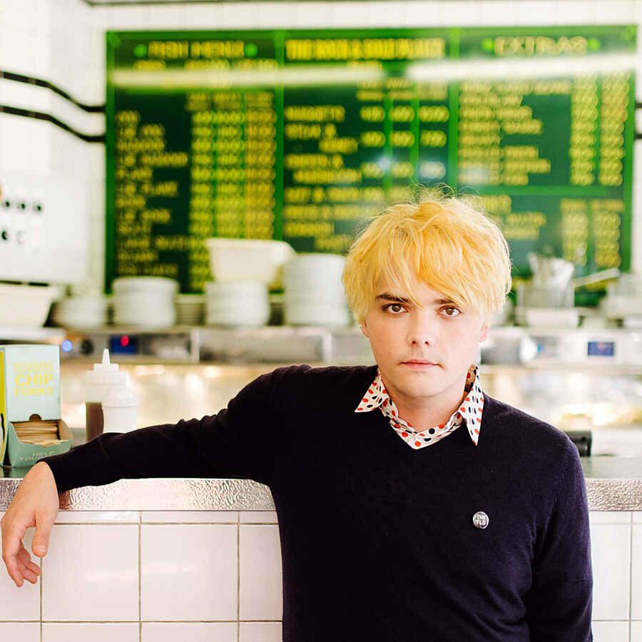 Gerard Way teases new video with 'Pink Station Zero'