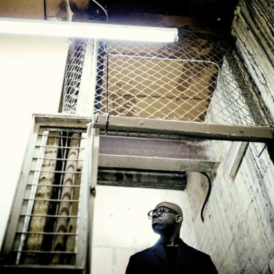 Ghostpoet shares ‘Dopamine If I Do’ from new album, ‘Dark Days & Canapés’