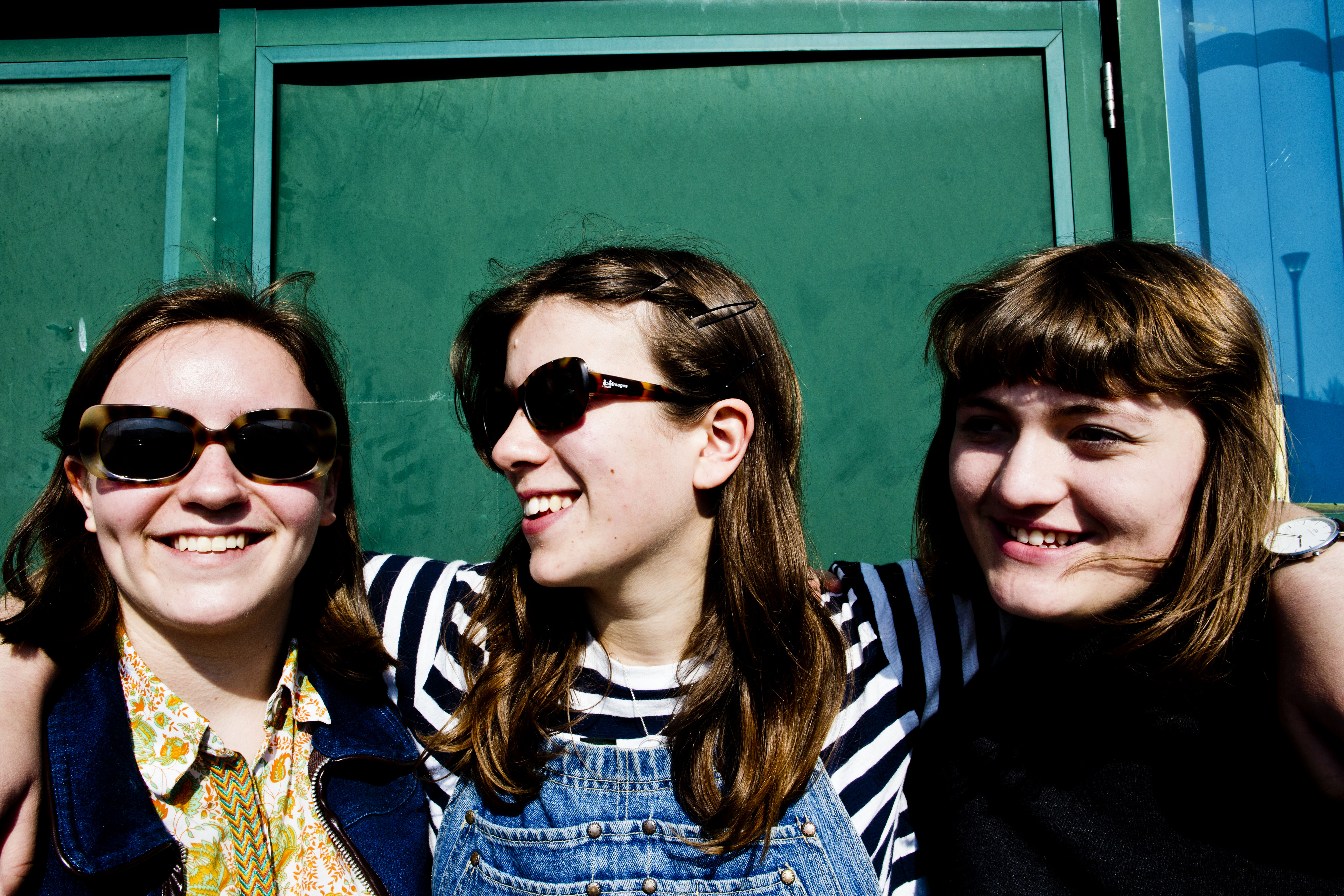 Girl Ray celebrate friendship on ‘Don’t Go Back At Ten’