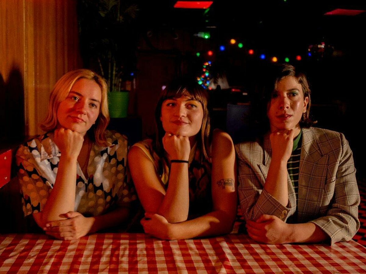 Girl Ray share new single 'Up' | DIY Magazine - Vimarsana News