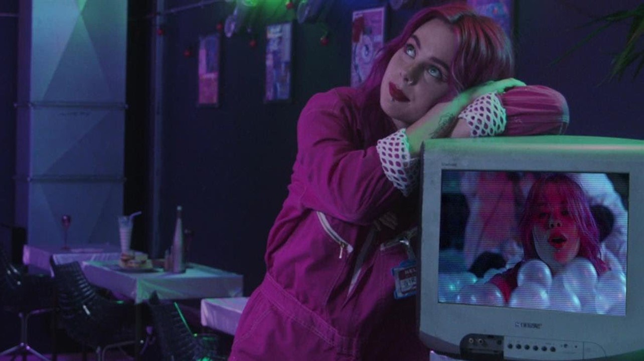 GIRLI hits the diner in the video for ‘Feel OK’