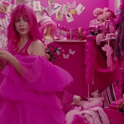 GIRLI shares a new video for ‘Mr 10pm Bedtime’