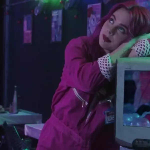 GIRLI hits the diner in the video for ‘Feel OK’