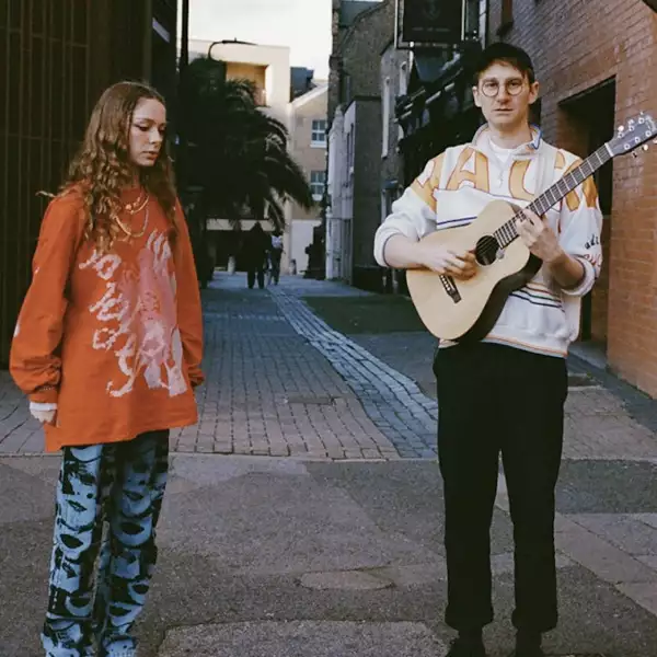 Glass Animals and Holly Humberstone link up for acoustic version of 'Heat Waves'