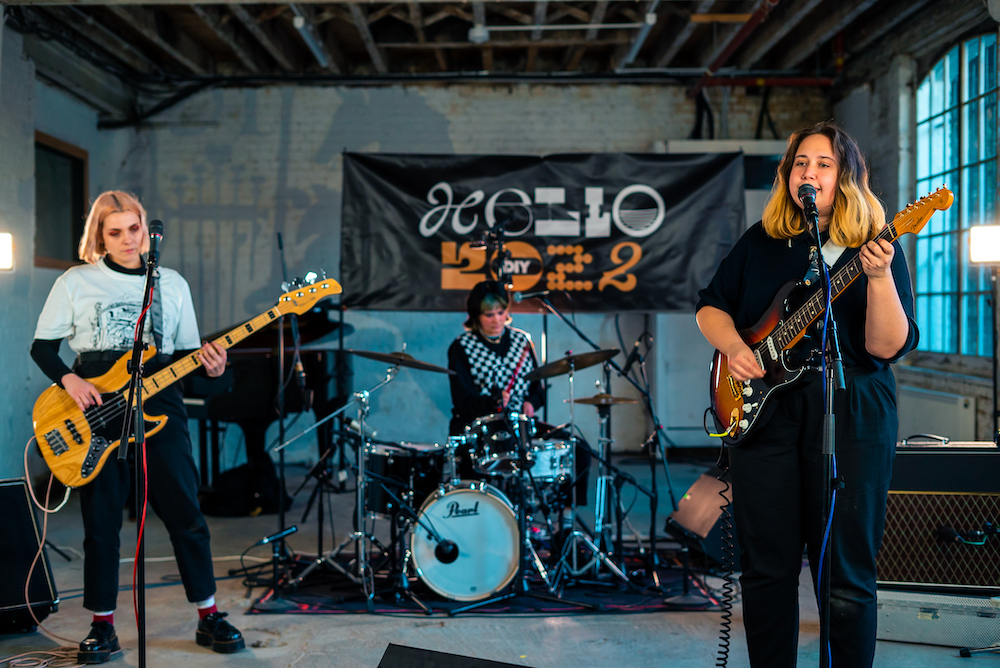 Watch Grandmas House perform live as part of our Hello 2022 Sessions - Vimarsana News
