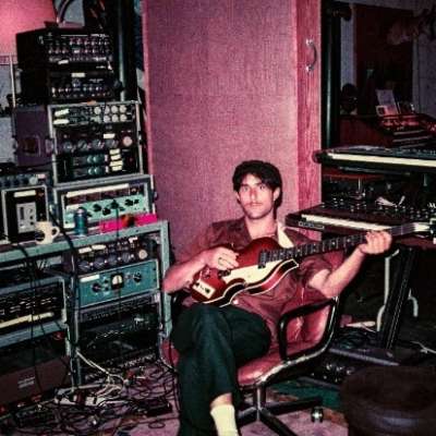 HalfNoise announces new EP ‘Flowerss’